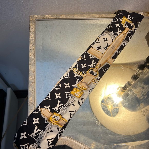 Louis Vuitton Monogram Confidential bandeau - Picture 6 of 8